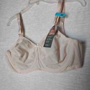 Bali Women's Bra 38C Underwire No Slip Straps Soft Cream Semi Trasparent NWT